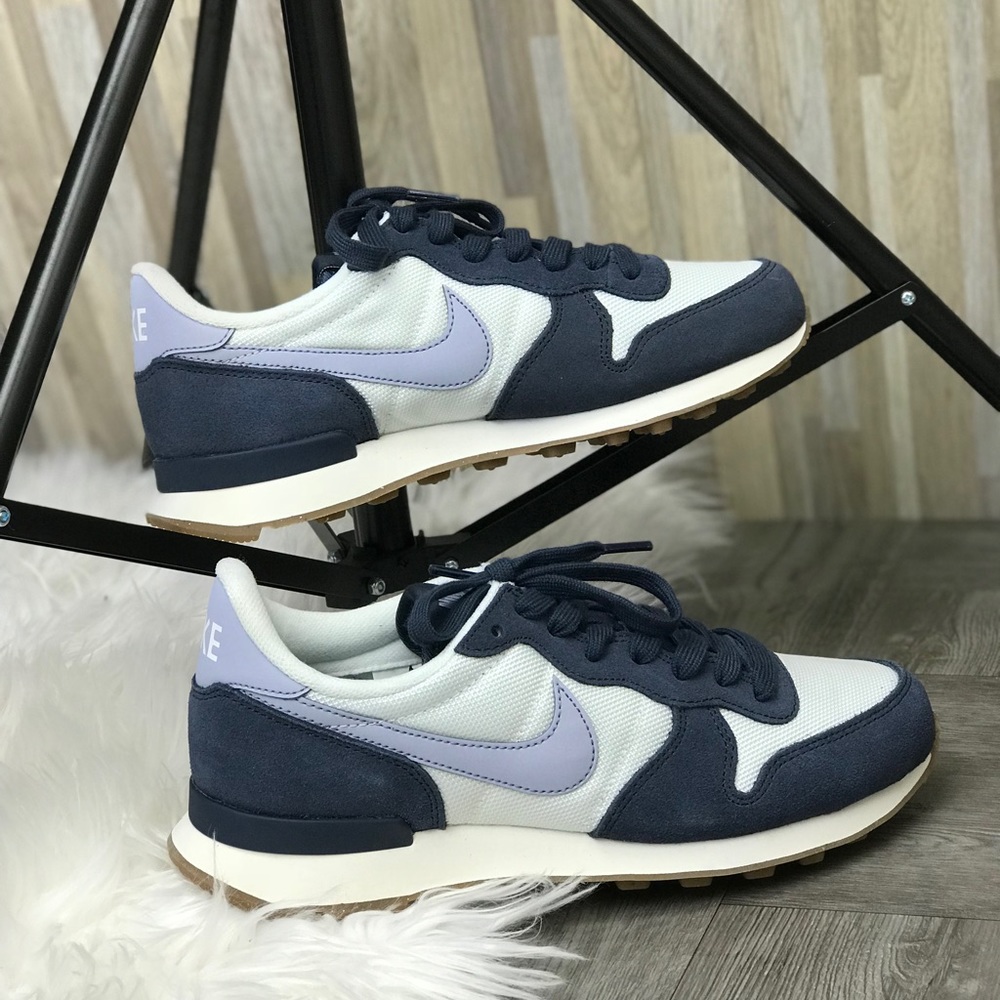 NWT Nike Internationalist Blue WMNS - Picture 3 of 8